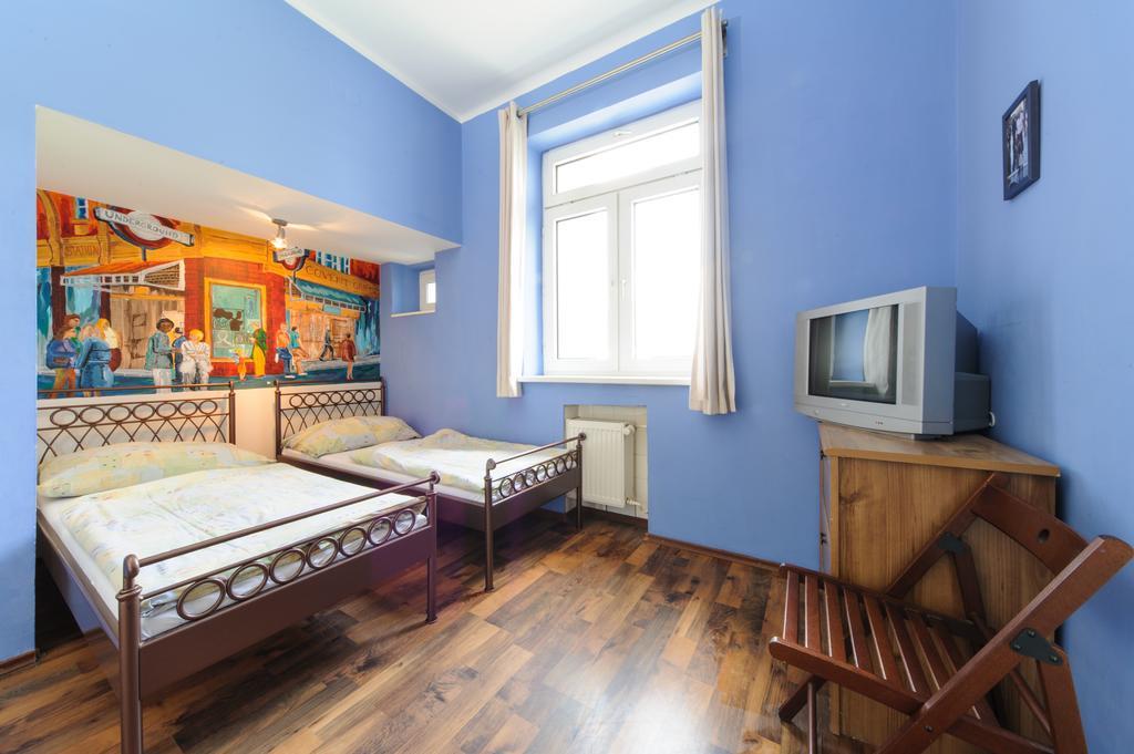 Blues Hostel *